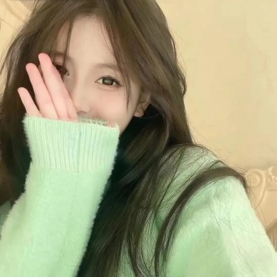 我的同桌是校花